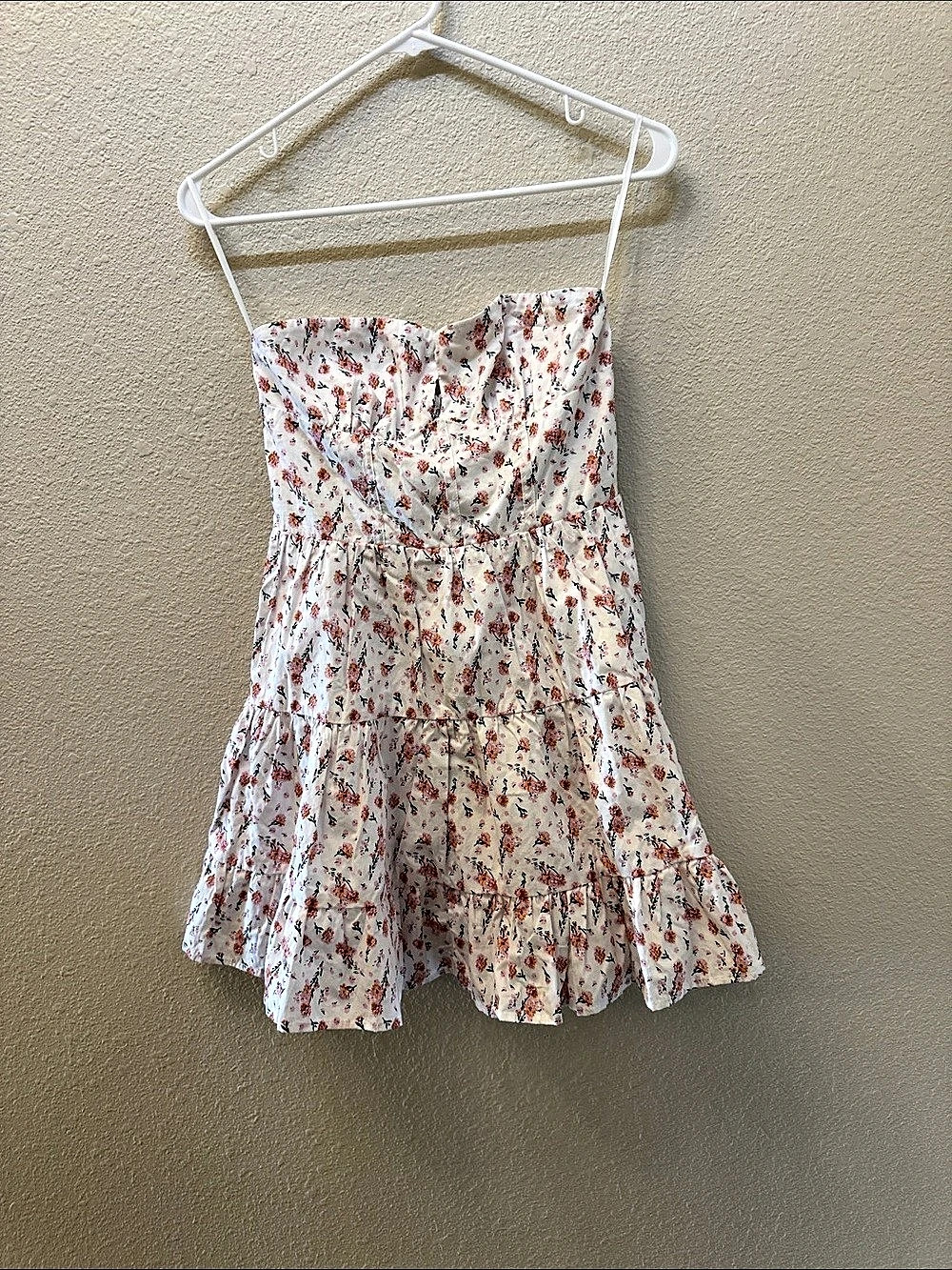 SHEIN Floral Mini Dress in White & Red Size XS Like New